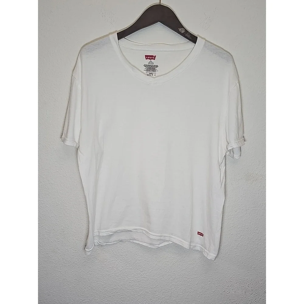 LEVI'S V-NECK  Men's Tees  T -SHIRT  100% COTTON‎  SIZE Large